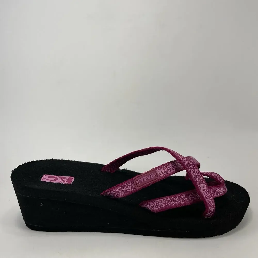 Teva Olowahu Crisscross Strappy Platform Flip Flops Women Size 8 Magenta Pink